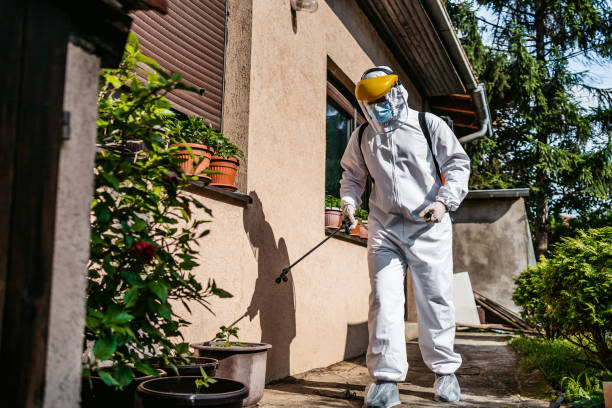 Best Exterminator Services  in Clear Lake, WA